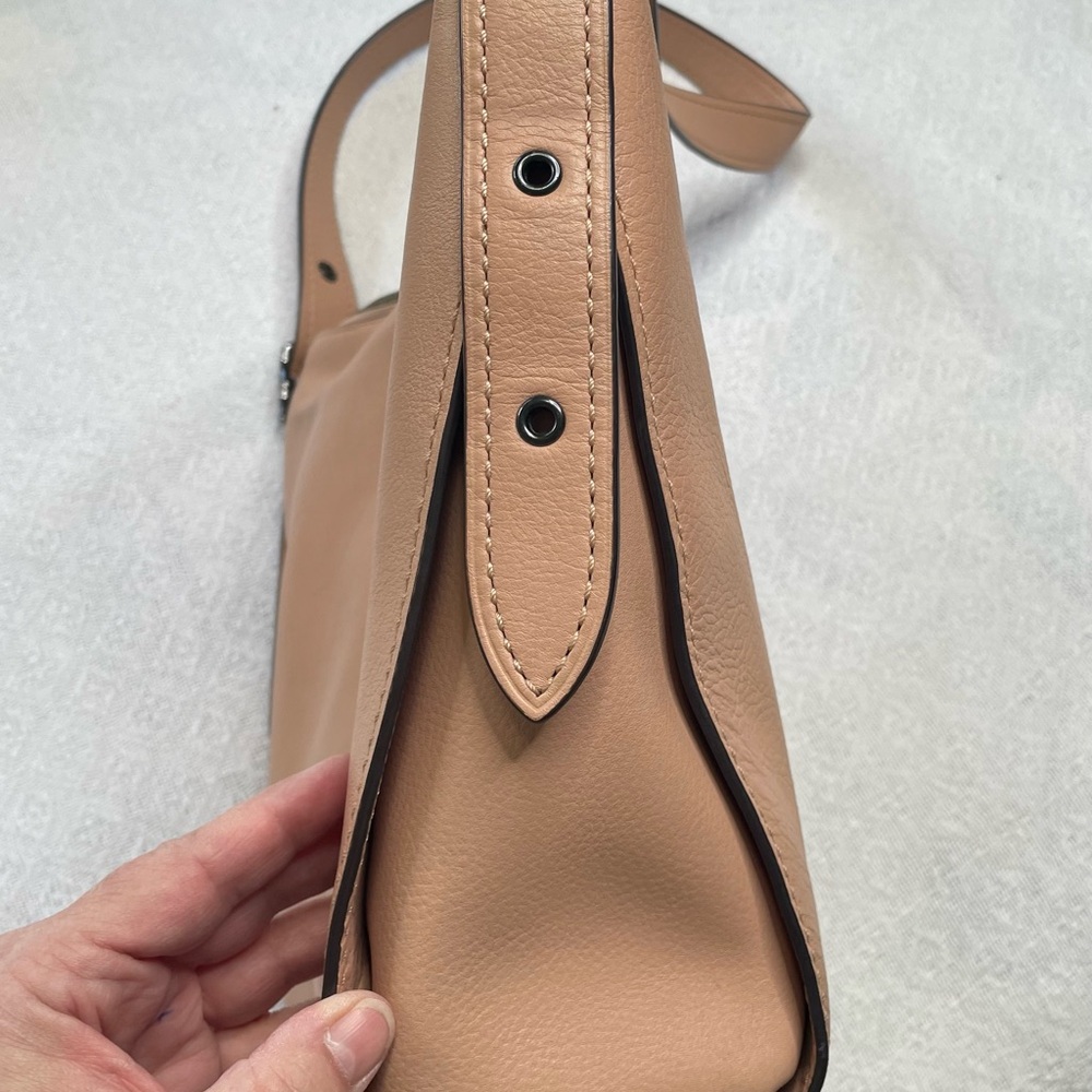 Coach‎  Leather Dufflette Shoulder Bag~ Soft Tan - Picture 12 of 14